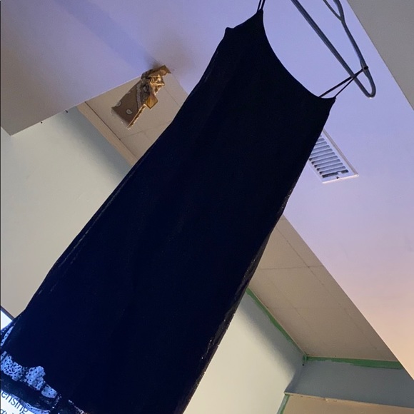 Black Subtle Sparkly Dress - Picture 3 of 4